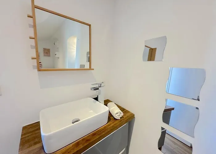 ⁂ Cocon Ensoleille Proche De La Plage ניס