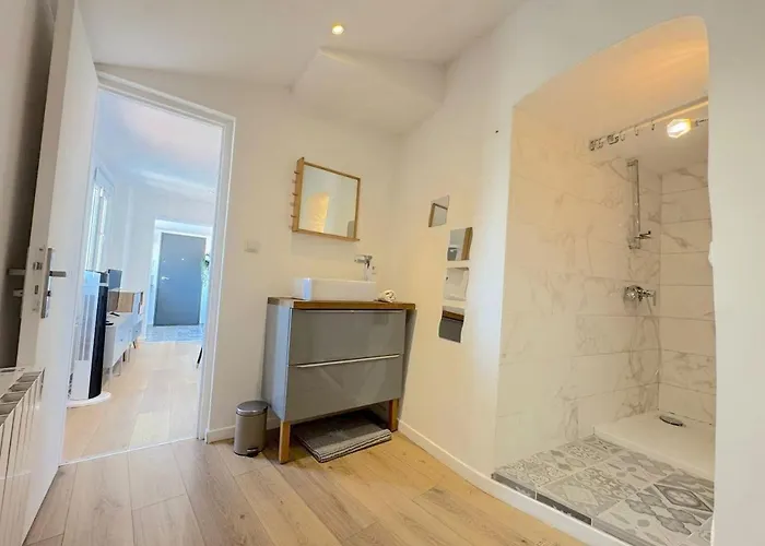 ⁂ Cocon Ensoleille Proche De La Plage * Nice