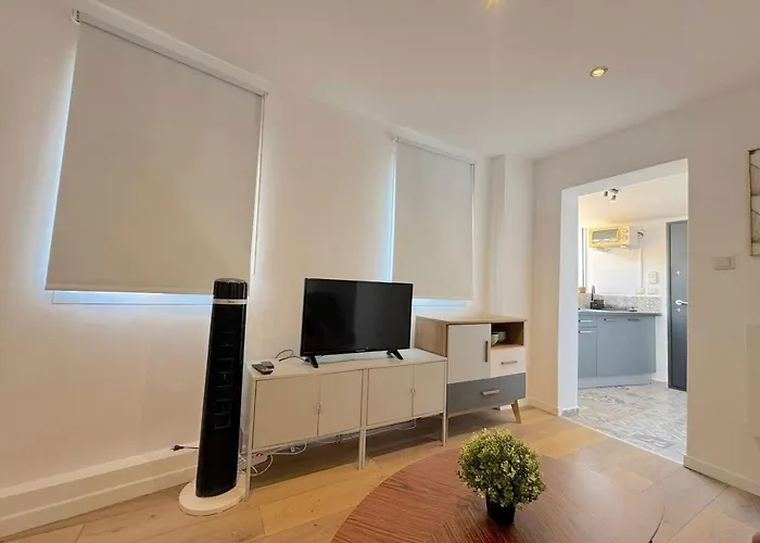 ⁂ Cocon Ensoleille Proche De La Plage Lejlighed Nice